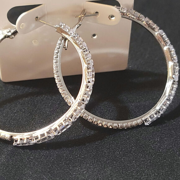 Stylish Silver Plated Hoop Earrings - Picture 9 of 11